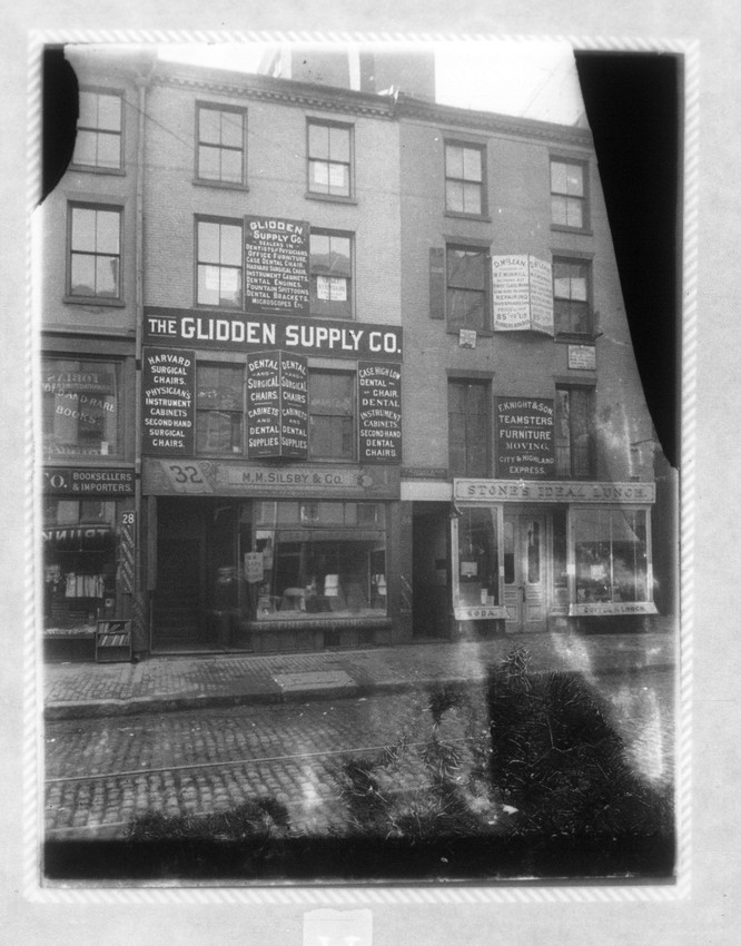 Exterior View Of Glidden Supply Co And Stone S Ideal Lunch 32